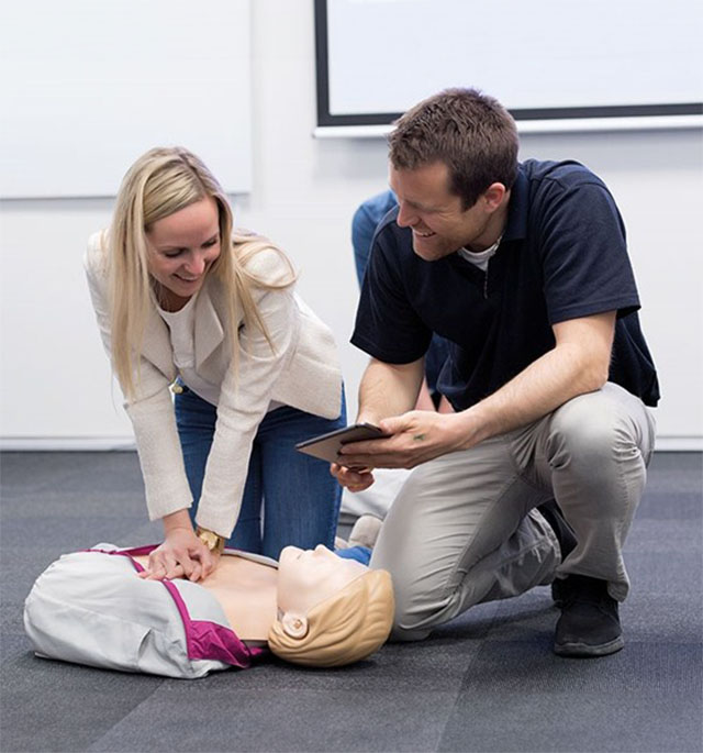 Training und Instruktion Defibrillator AED